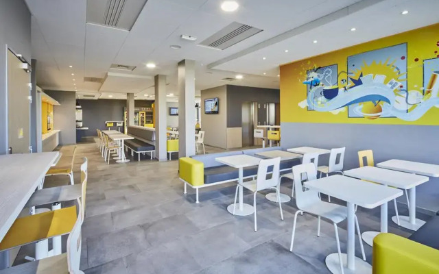 Kyriad ECO - Clermont Ferrand Estaing