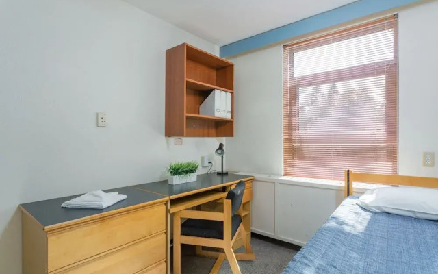 Pacific Spirit Hostel