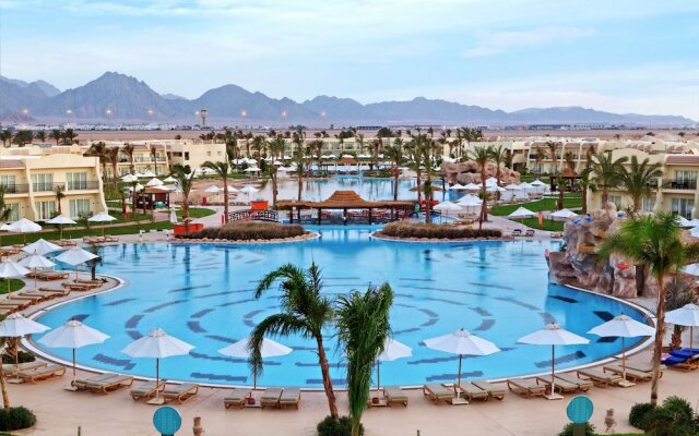 DoubleTree by Hilton Sharm El Sheikh - Sharks Bay Resort