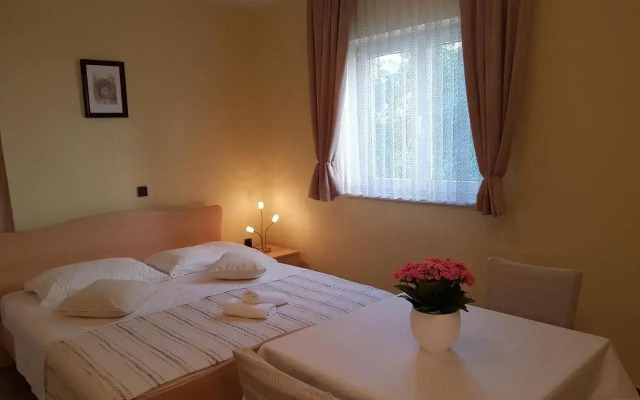 Cosy villa near the beach
