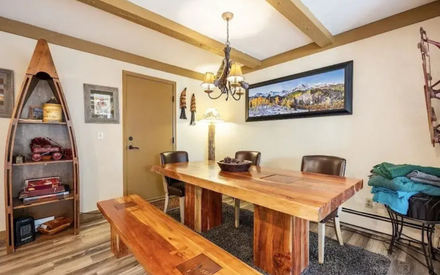 Longbranch by Pinnacle Lodging