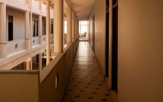 Neevana Hotel Hikkaduwa
