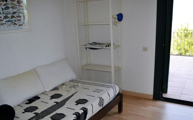 House - 3 Bedrooms with Sea views - 107831