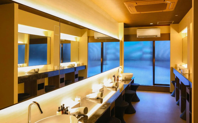 Ooedo Onsen Monogatari Premium Atami