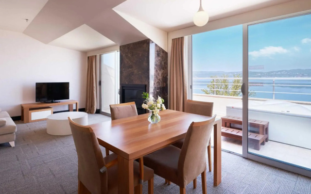 Richmond Nua Wellness -Spa - Adults Only