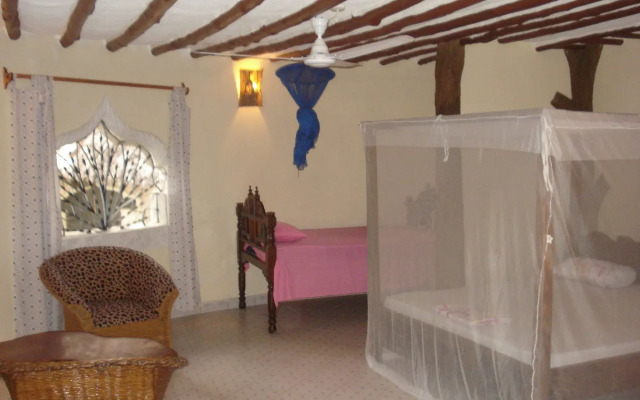 Coconut Beach Apartments