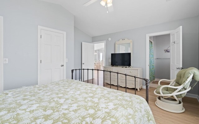 That's It 4 Bedroom Home by RedAwning