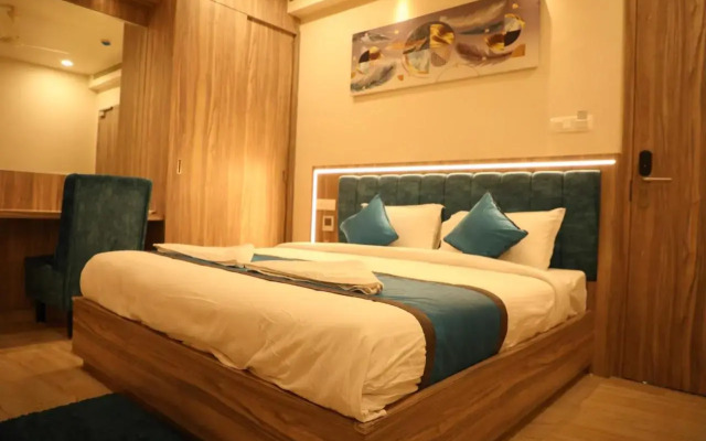 Hotel Sree Kubera Grand