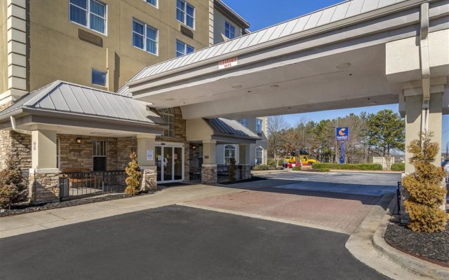 Comfort Inn & Suites