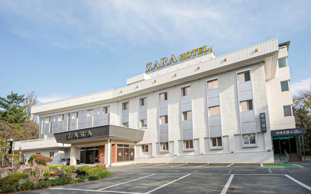 Zara Motel
