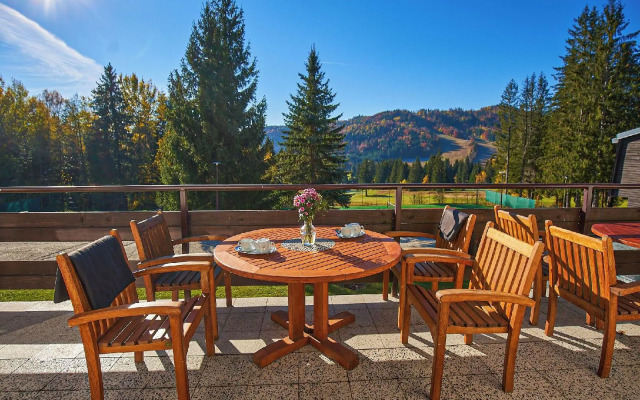 Dependence Hotel Golf