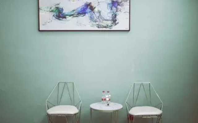 Linshui Zexin Business Hotel