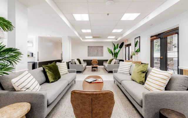 CozySuites Central West End