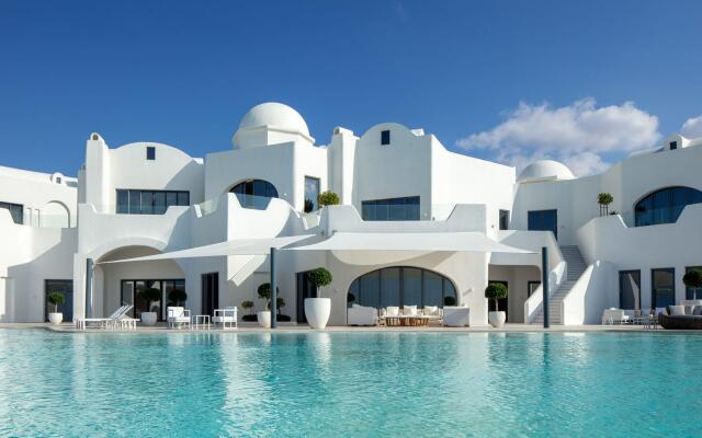 Anantara Santorini Abu Dhabi Retreat - Adults Only