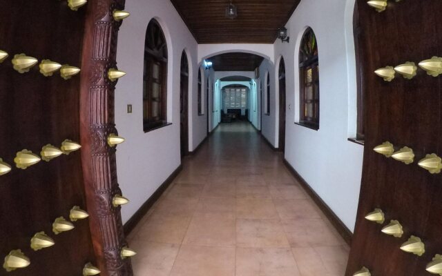 Horizon Palace