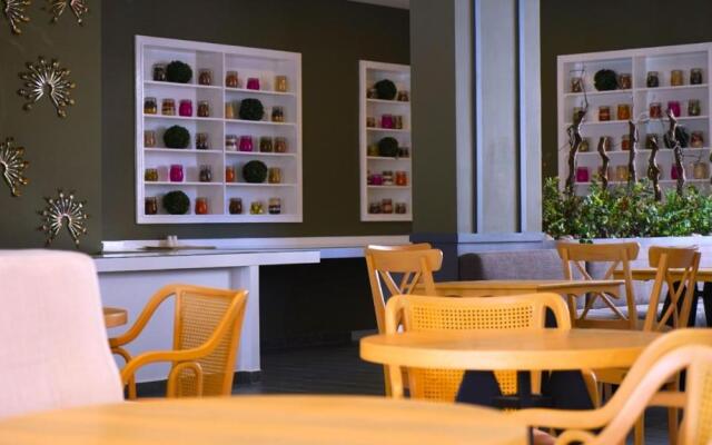 Aitch Boutique Hotel - an LIH Hotel
