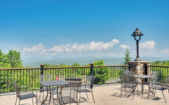 Burke Mountain Vacation Rental: Ski-in/ski-out!