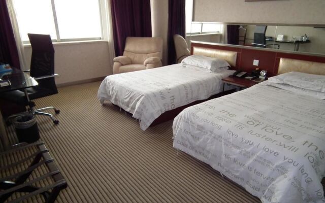 Green League Hotel