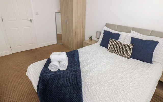 Curwen Apartment