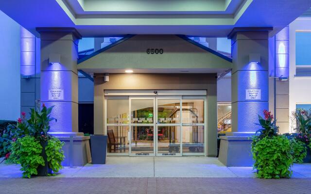 Holiday Inn Express Hotel & Suites Chicago-Midway Airport, an IHG Hotel