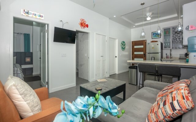 Acqua Di Mare #3 2 Bedroom Condo by RedAwning