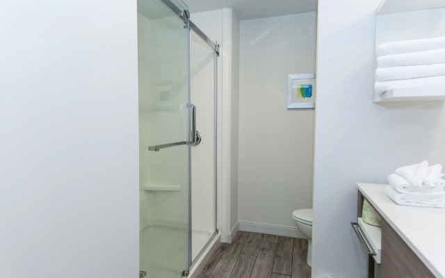 Hampton Inn & Suites Syracuse North Airport Area