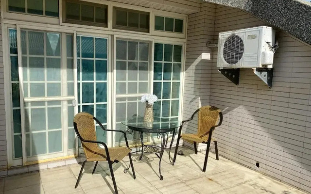 Yilian Fengqing Homestay
