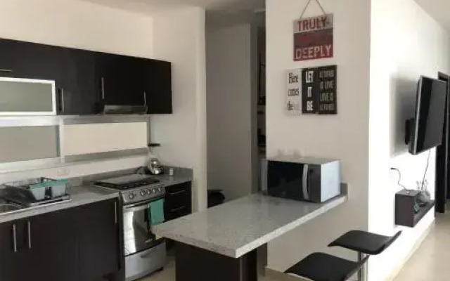 Castell Suites Apartment
