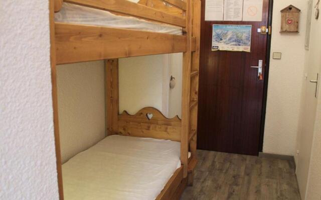 Appartement Vars, 1 pièce, 4 personnes - FR-1-330B-95