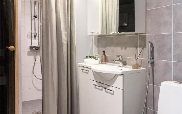 Arctic Aurora City Suite