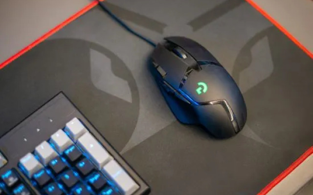 Yu Yue E-sports Hotel (Zhengzhou East Railway Station)