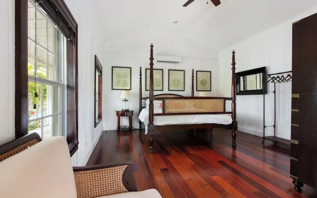 Pura Vida Paradise Luxury Tropical Villa