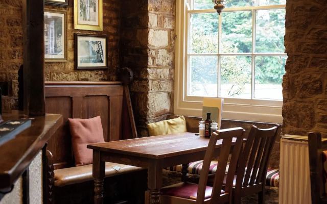 Hunters Hall Tetbury by Greene King Inns