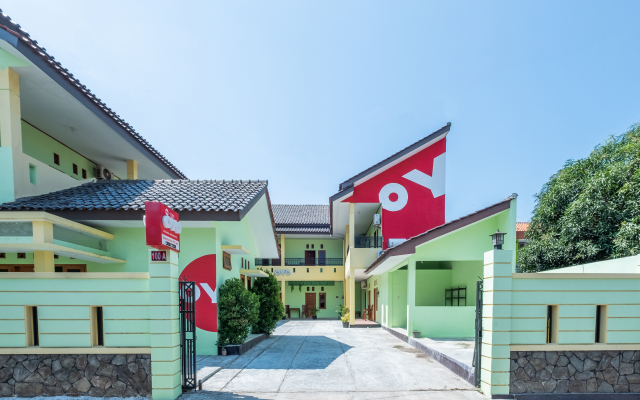 OYO 1399 Cemara Residence Syariah