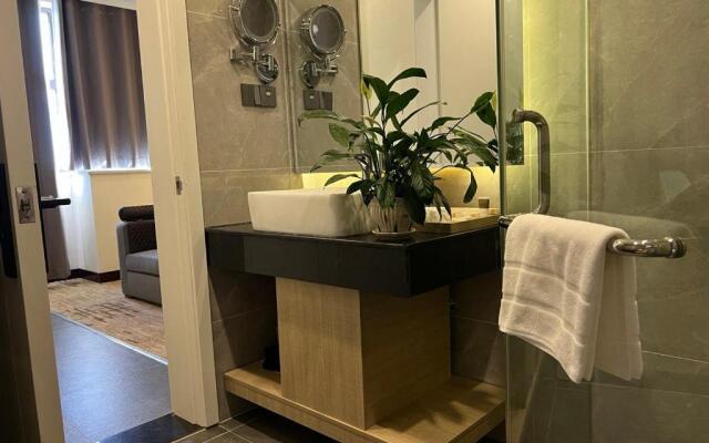 Legend Hotel and Resort