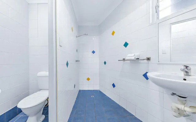 Airlie Sun & Sand Accommodation Studio 1