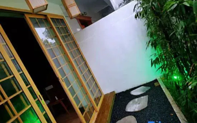 Xu Xiang B &B