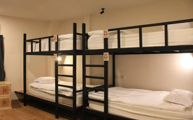 Mad Panda Hostel
