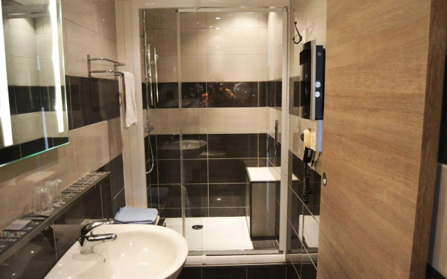 Hôtel Le Dauphin Bleu