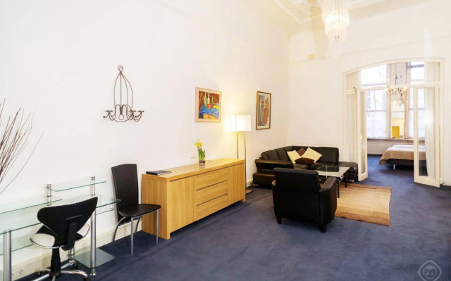 Prins Hendrik Apartments