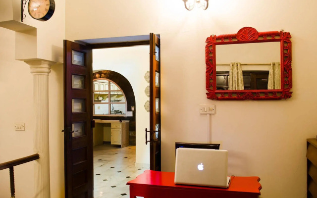 Boribista Hostel