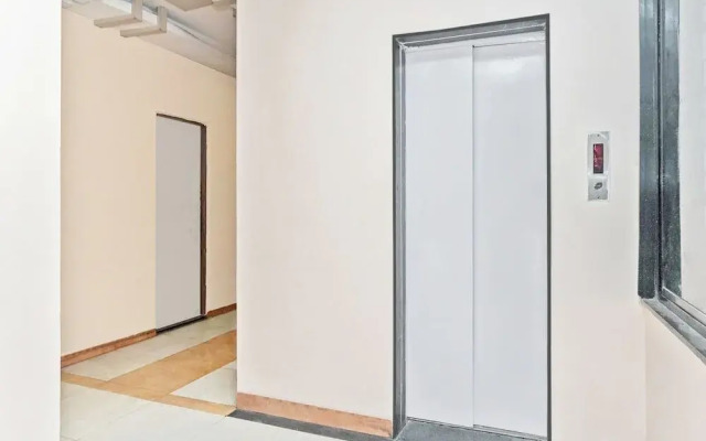 OYO 29114 Suraj Residency