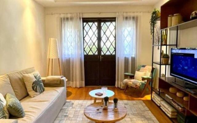 Apartamento do Lago, jardim, condomínio completo
