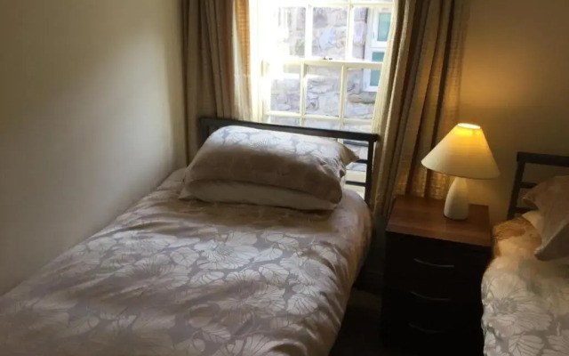 Dobbin Lodge