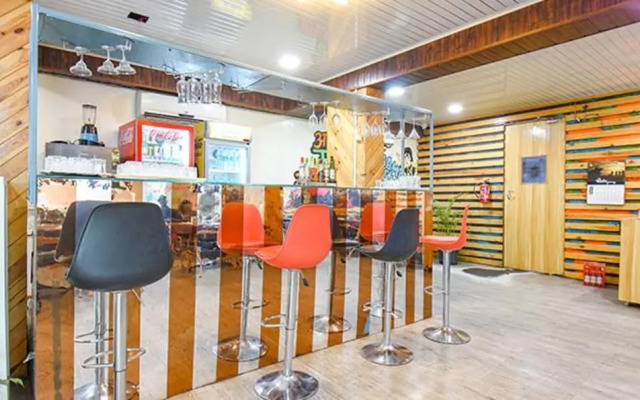 Fabhotel Prime Emerald I