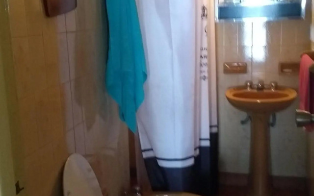 carmon colon 1 ambiente y medio