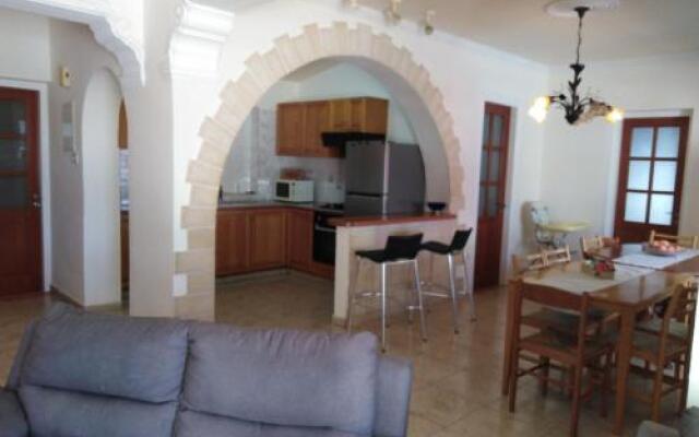 Coral Bay Villas