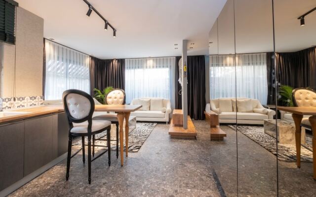 Wolf Suites
