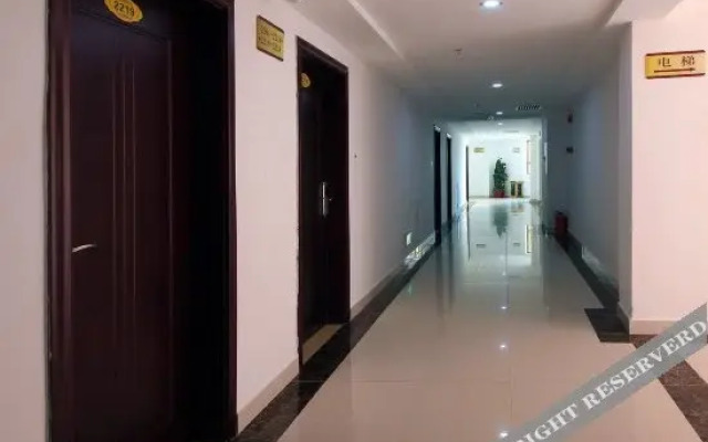 Yangjiang Zhapo Yatao Holiday Hotel