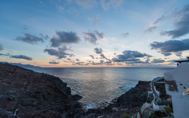 Apartment 50 Meters from the sea GC16